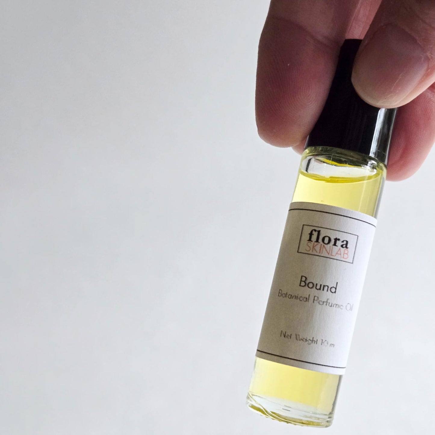 Natural Botanical Perfume for a Unique Signature Scent