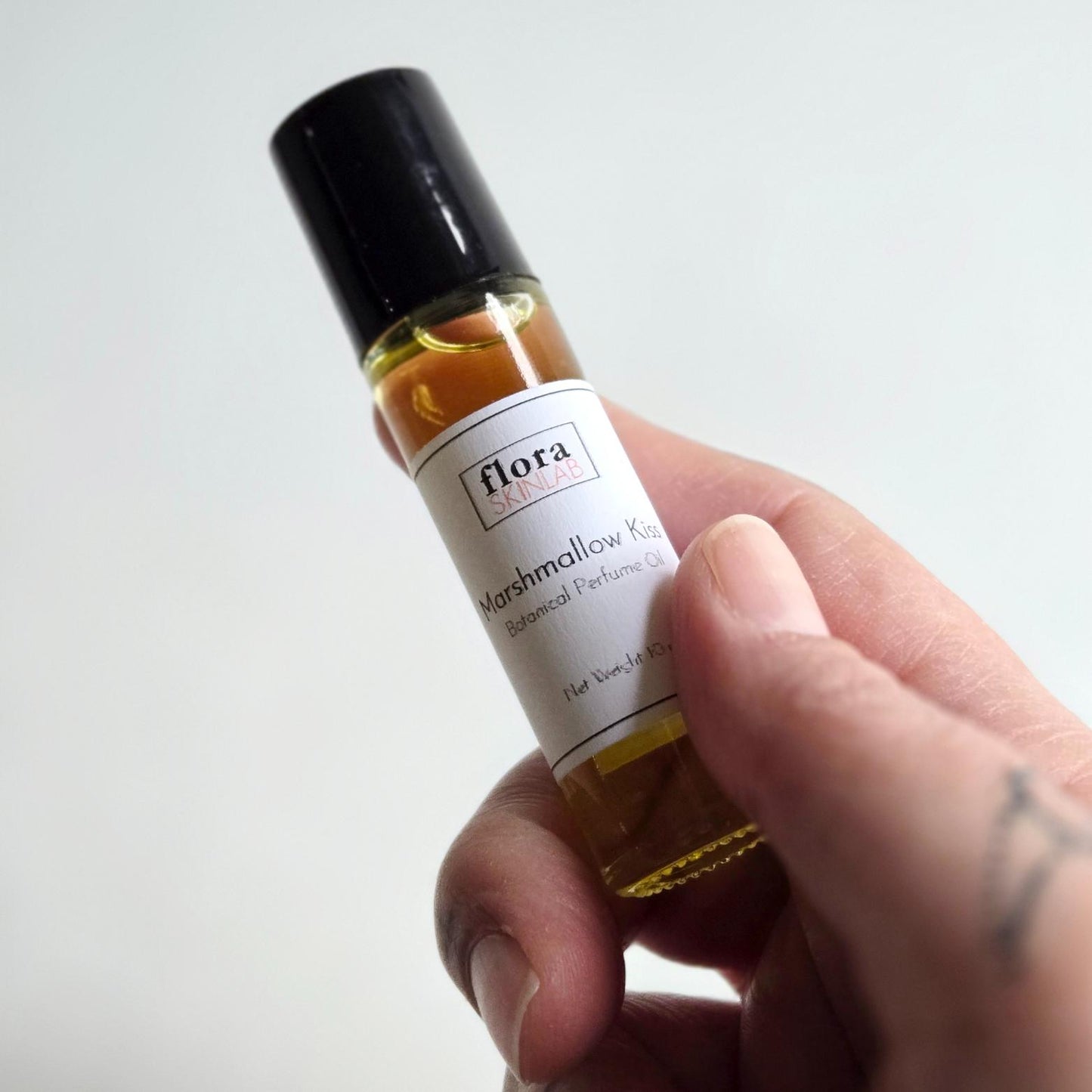 Natural Botanical Perfume for a Unique Signature Scent